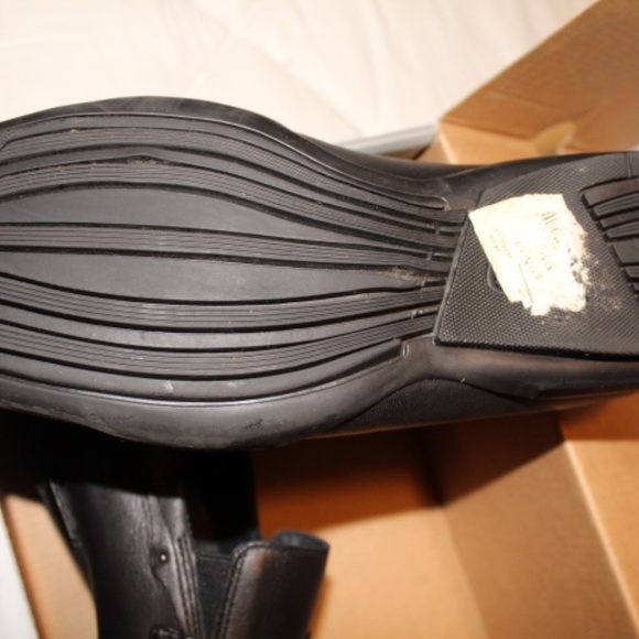 black Slip-ons - Picture 3 of 5